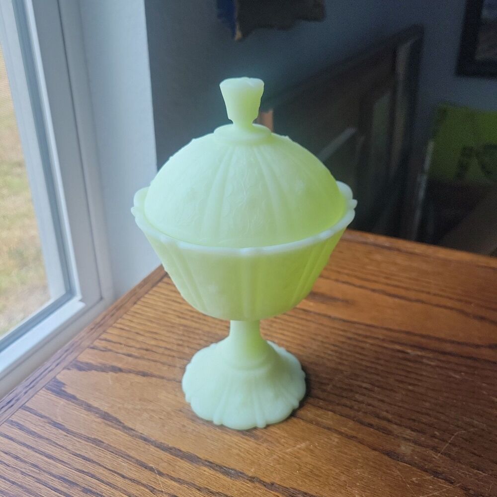 Vtg Fenton Custard Green Uranium Glass Daisy Panel Compote Candy Dish Footed '71